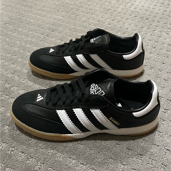 Adidas Samba Black and White Men's Shoes - Picture 6 of 11